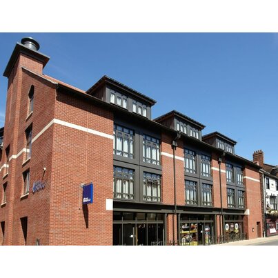 High, long-term performance for Indigo Hotel with low-corrosion HTA High, long-term performance for Indigo Hotel with low-corrosion HTA